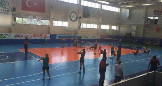 Karşıyaka AG, Nilüfer Belediyespor'a yine kaybetti