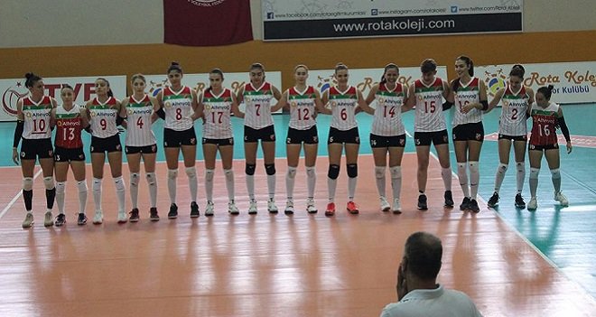 Karşıyaka Bahçelievler’den kolay geçti…