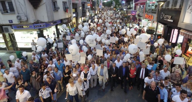Karşıyaka ''Barış'' diye haykırdı!..