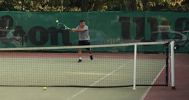 Karşıyaka Belediye Başkanlığı Turnuvası'nda heyecan dorukta...