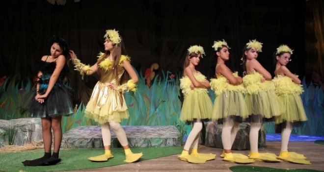 Karşıyaka Belediye Tiyatrosu 22. yılında