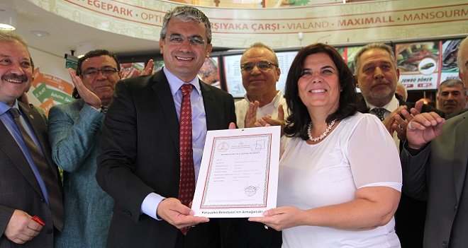 Karşıyaka Belediyesi ruhsatta kolaylık sağlıyor