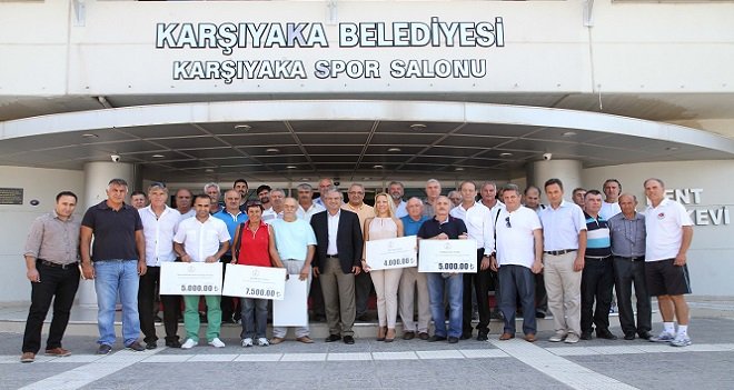 Karşıyaka Belediyesi’nden amatörlere can suyu