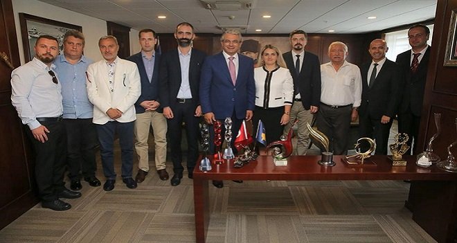 Karşıyaka Belediyesi'ne kardeş şehirden konuk geldi...