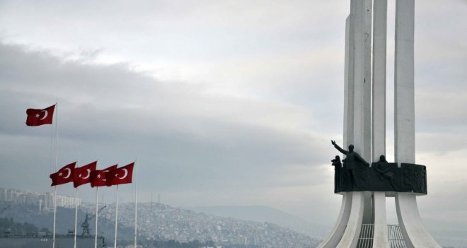 Karşıyaka bu yıl da İzmir'in en eğitimlisi