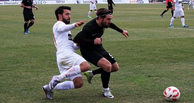 Karşıyaka Bugsaş Spor'a takıldı
