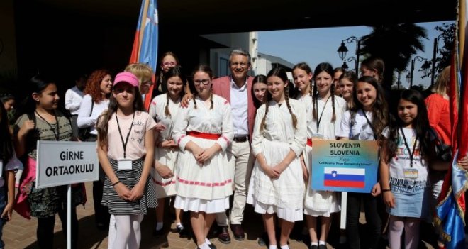 Karşıyaka Çocuk Şenliği’ne muhteşem final