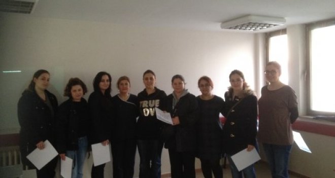 Karşıyaka Devlet Hastanesi Gebe Okulu ilk mezunlarını verdi