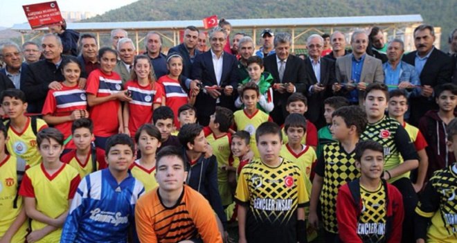 Karşıyaka Efsaneleri ve Erol Baş Tesisleri resmen açıldı