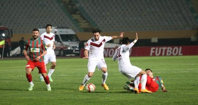 Karşıyaka Elazığ önünde ipten döndü...