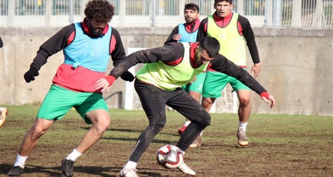 Karşıyaka, Elaziz Belediyespor'u konuk ediyor