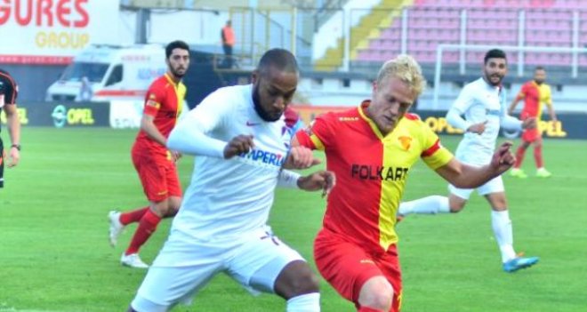 Karşıyaka forvet adayını İzmir'in öbür yakasında buldu