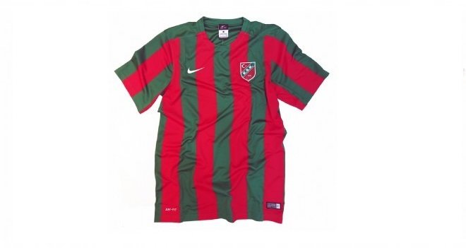 Karşıyaka futbol göğüs reklamı buldu...