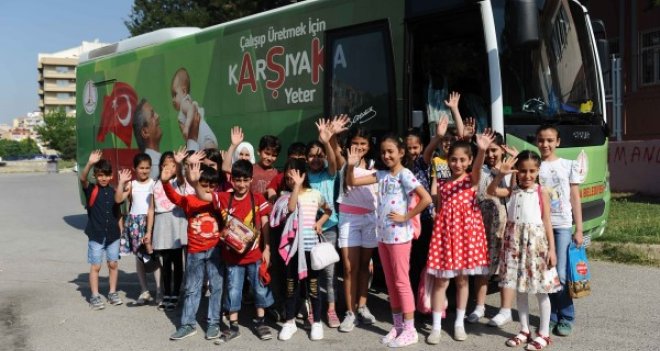 Karşıyaka gezilerine büyük ilgi