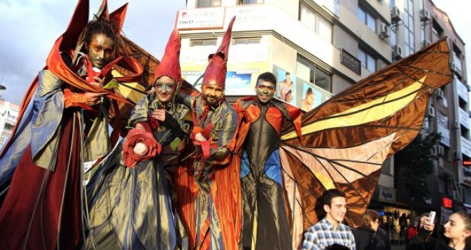 Karşıyaka heyecanla Kukla Günleri'ni bekliyor