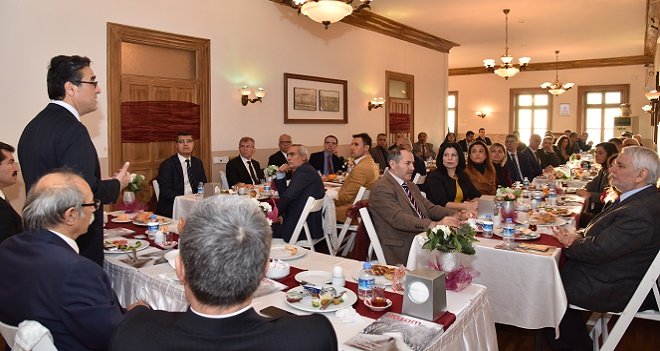 Karşıyaka Kaymakamı Yücel, tasarruf çağrısı yaptı