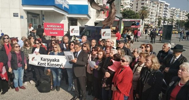 Karşıyaka Kent Konseyi andımızı okudu