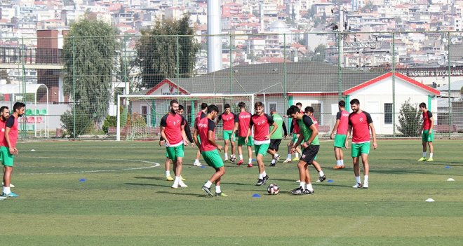 Karşıyaka, Kızılcabölükspor karşısında