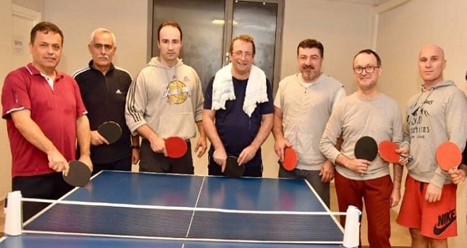 Karşıyaka Kurumlar Masa Tenisi Turnuvası düzenlendi
