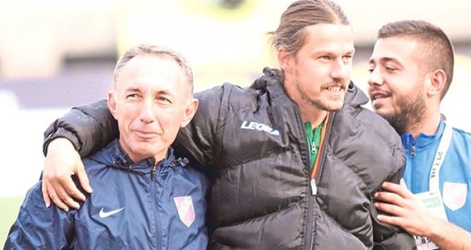 Karşıyaka Okta'nın yardımcılarıyla yollarını ayıramadı