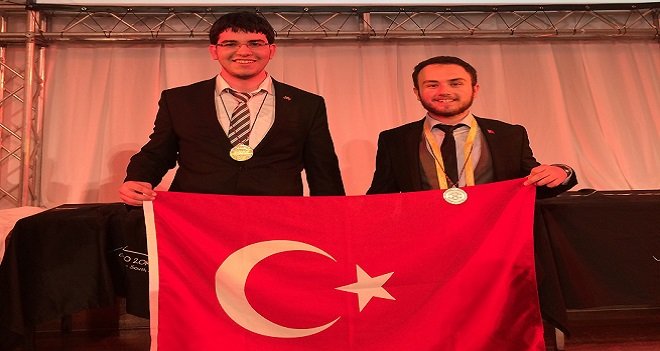 KARŞIYAKA ÖZEL YAMANLAR'DAN DÜNYA ŞAMPİYONLUĞU