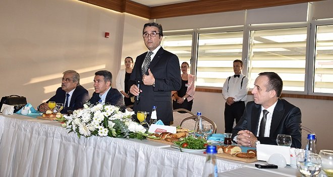 Karşıyaka Protokolü Medicalpark'ta organ bağışı çağrısı yaptı