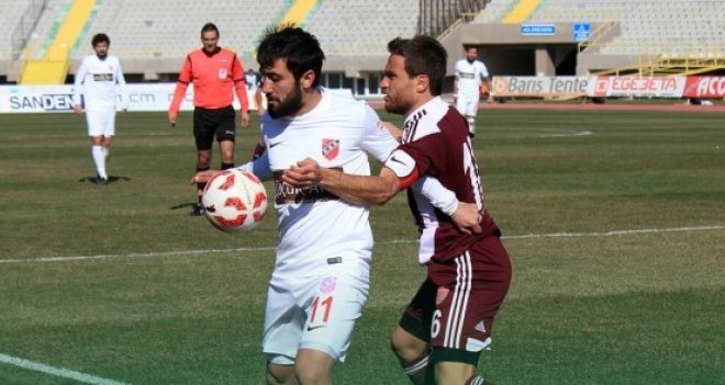 Karşıyaka seyircisi olmayınca şoka girdi!..