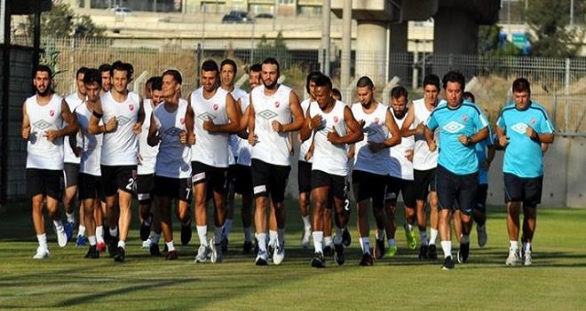 Karşıyaka sonunda evine döndü...