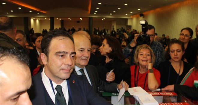 Karşıyaka Spor Kulübü Olağanüstü Kongresi tamamlandı