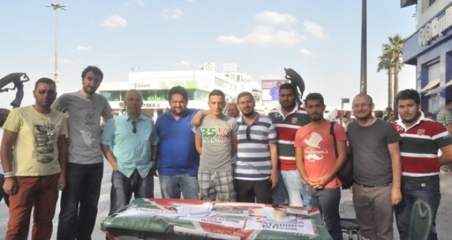 Karşıyaka Stadı için imza kampanyasına büyük ilgi