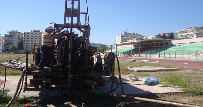 Karşıyaka Stadı'nda sondaj çalışmaları hızlandı
