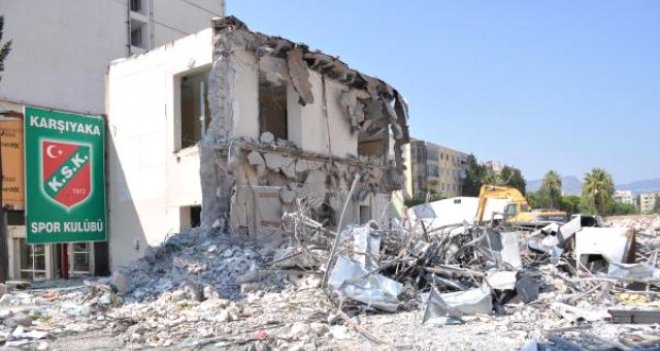 Karşıyaka Stadı'nın yıkımında sona gelindi