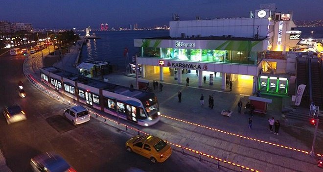 Karşıyaka Tramvayı Salı günü başlıyor...