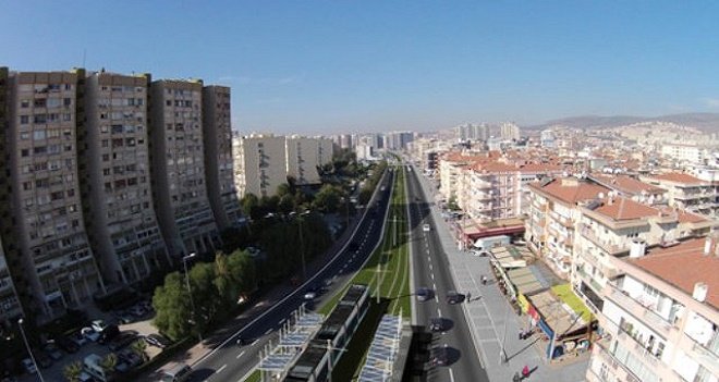 Karşıyaka Tramvayı için trafik düzenlemesi…