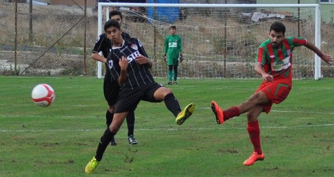 Karşıyaka U19, geriden geldi beraberliği yakaladı