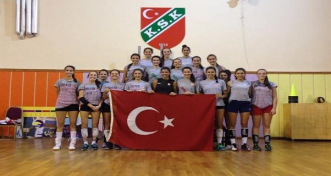 Karşıyaka Voleybol altyapısında milli gurur