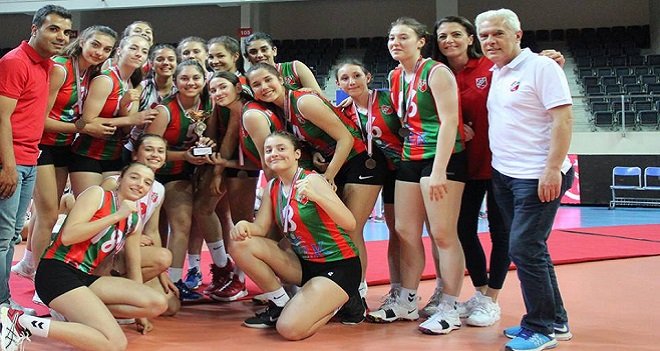 Karşıyaka Voleybolda Bozkan ile yollar ayrıldı