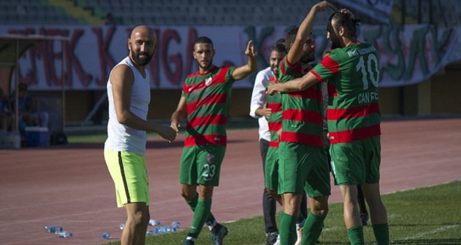 Karşıyaka zirveye doğru...