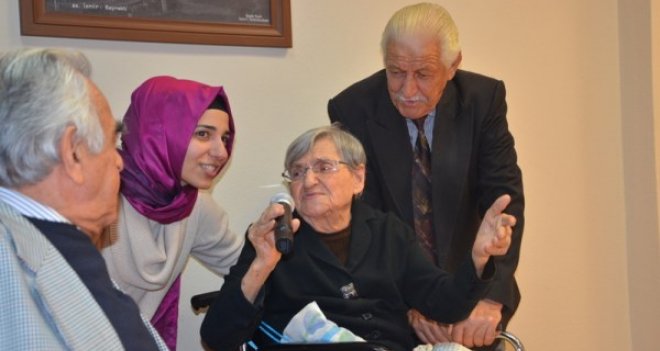 Karşıyaka Zübeyde Hanım Huzurevi'nde "Bir tatlı huzur"