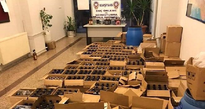 Karşıyaka'da 1 ton kaçak içki yakalandı!..