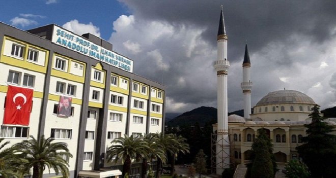 Karşıyaka'da 3 Anadolu Lisesine sınavla girilebilecek