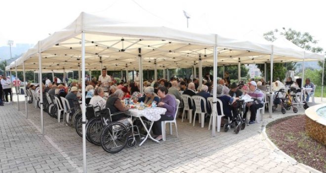 Karşıyaka’da 7’den 77’ye bahar coşkusu