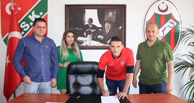 Karşıyaka'da Abdülhamit de TFF'ye gitti...