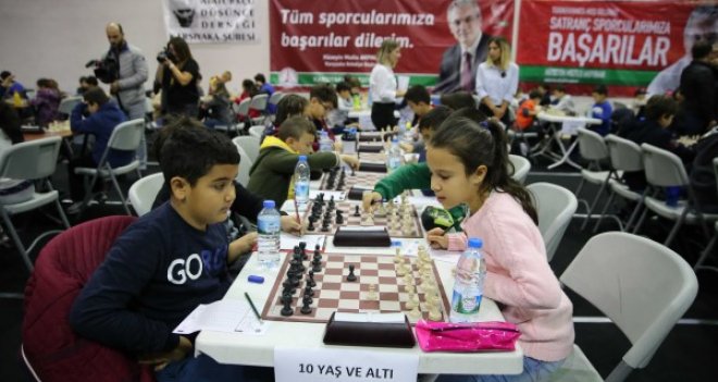 Karşıyaka’da ''Ata’ya Saygı, Satranç Turnuvası''