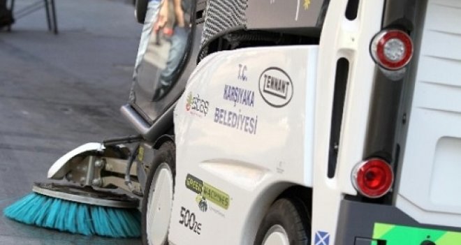 KARŞIYAKA'DA BAHAR TEMİZLİĞİ BAŞLADI...