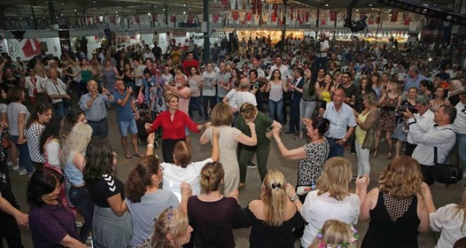 Karşıyaka’da Balkan rüzgarları esti