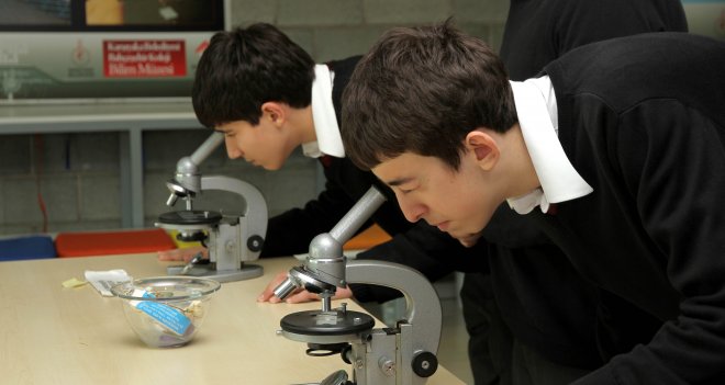 Karşıyaka’da Bilim Şenliği yapılacak