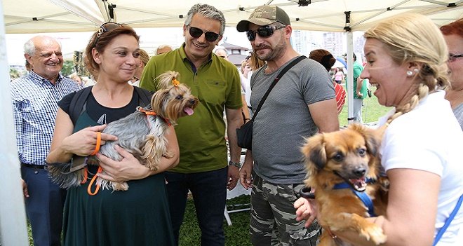 Karşıyaka’da “Köpek Güzeli” seçildi