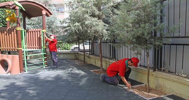 Karşıyaka'da okullara yeni dönem makyajı
