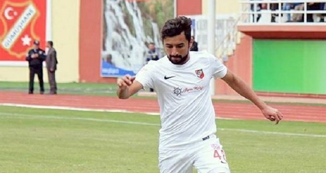Karşıyaka'da Onur kadro dışı bırakıldı